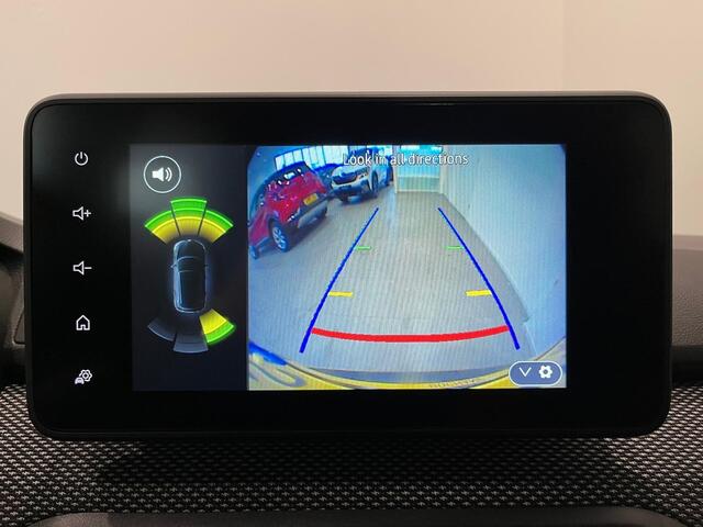 Dacia Jogger 1.0 TCe 110 Expression 7p. | 7-persoons | Navigatie | Dodehoekdetectie | Parkeersensoren voor, achter en achteruitrijcamera | Apple Carplay/Android Auto