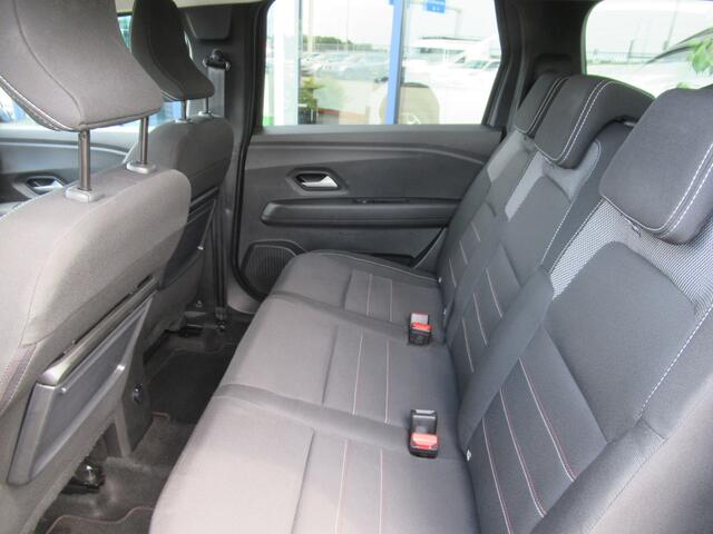 Dacia Jogger 1.0 TCe 110 Extreme 7-Persoons, Keyless / Trekhaak / Camera + Sensoren / Carplay + Android Auto / 16" LM velgen