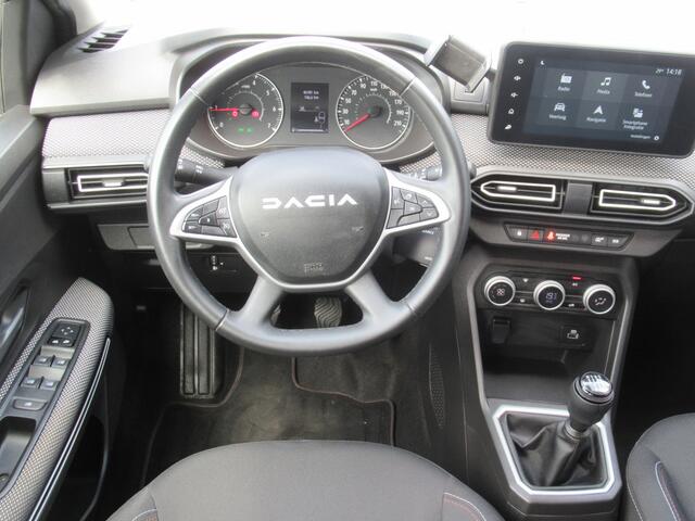 Dacia Jogger 1.0 TCe 110 Extreme 7-Persoons, Keyless / Trekhaak / Camera + Sensoren / Carplay + Android Auto / 16" LM velgen