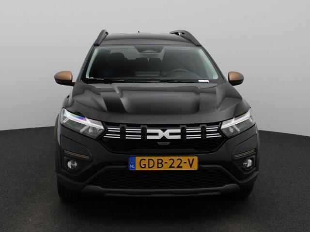 Dacia Jogger 1.6 Hybrid 140Pk Extreme 7p. | Navigatie Via Apple & Android Carplay | Climate Control | Parkeersensoren Voor & Achter | Achteruitrijcamera | Privacy Glass | Keyless Entry |