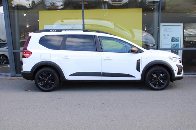 Dacia Jogger 1.6 Hybrid 140 Extreme 7p. Multimedia- en Navigatiesysteem / Achteruitrijcamera / Elektronisch Geregelde Airco / Elektrische Handrem