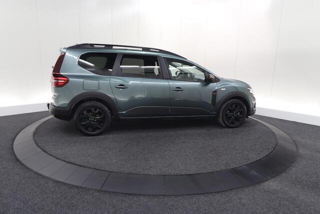 Dacia Jogger 1.6 Hybrid 140 Extreme | 5 Zitplaatsen | Trekhaak | Camera | Dodehoekdetectie