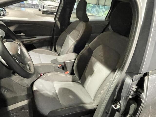 Dacia Jogger 1.0 TCe 100 ECO-G Extreme 7p. Navigatie | Climate controle | Camera