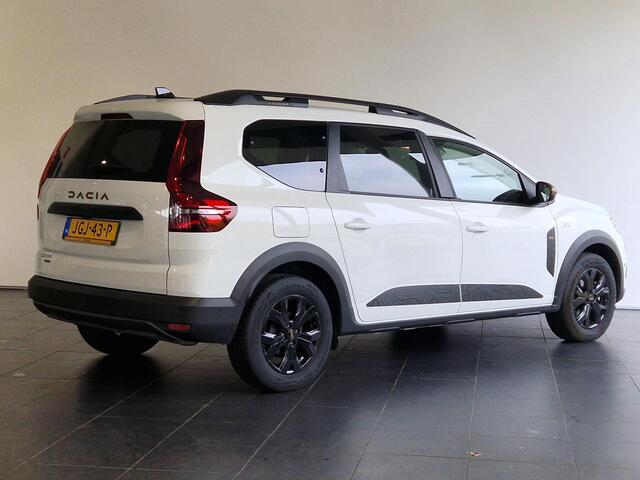 Dacia Jogger 1.6 Hybrid 140 Extreme 7p. APPLE CARPLAY & ANDROID AUTO | STOELVERWARMING | DODEHOEK ASSISTENT | ACHTERUITRIJCAMERA | PARKEERSENSOREN VOOR & ACHTER |
