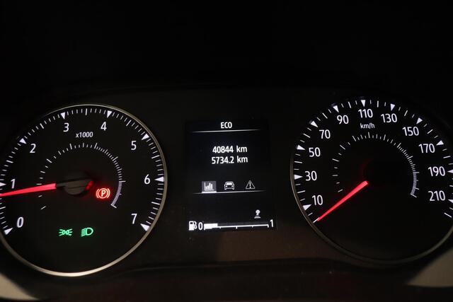 Dacia Jogger 1.0 TCe Comfort 7p. | Parkeersensor | Airco | Trekhaak | AppleCarplay AndroidAuto Navigatie | Cruise control | 7 personen |