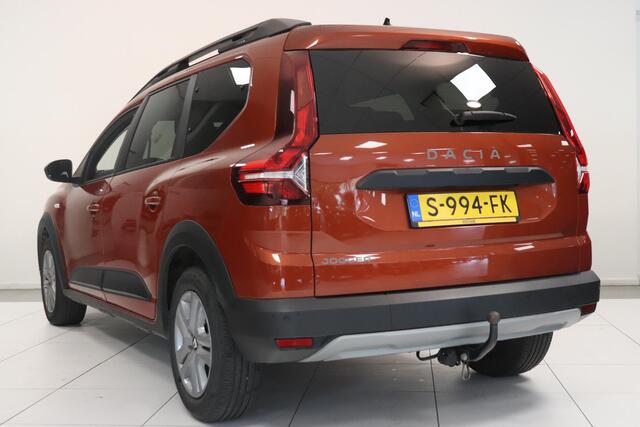 Dacia Jogger 1.0 TCe Comfort 7p. | Parkeersensor | Airco | Trekhaak | AppleCarplay AndroidAuto Navigatie | Cruise control | 7 personen |