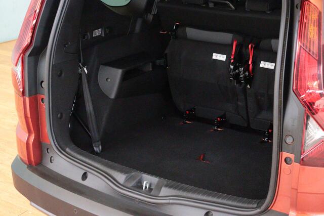 Dacia Jogger 1.0 TCe 110 Extreme 7p. | NAVI | CAMERA + PDC | CRUISE | STOELVERW | LANE-WARNING |