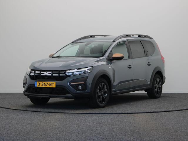 Dacia Jogger TCe 100pk ECO-G Extreme 7p. | Stoelverwarming | Achteruitrijcamera | Parkeersensoren voor en achter | Dodehoek detectie | Apple Carplay en Android Auto |