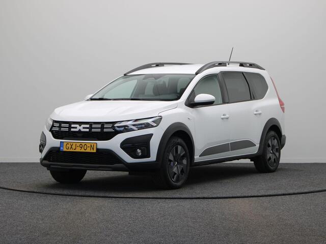 Dacia Jogger Hybrid 140pk Expression 5p. | Trekhaak | Cruise Control | Airco | Apple Carplay en Android Auto |
