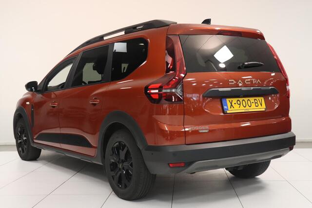 Dacia Jogger 1.6 Hybrid 140 Extreme 7p. | Camera | Climate control | Trekhaak | AppleCarplay AndroidAuto Navigatie | LED koplampen | Cruise control |