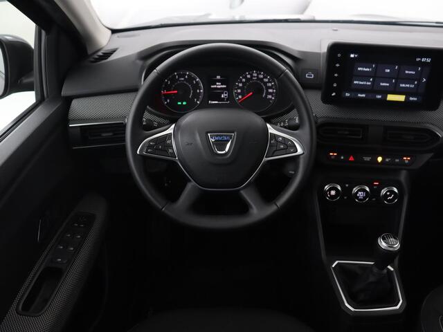 Dacia Jogger 1.0 TCe Bi-Fuel Comfort | Stoelverwarming | Trekhaak | Carplay | Keyless | Climate control | Full LED | Cruise control | Bluetooth | LPG Tank