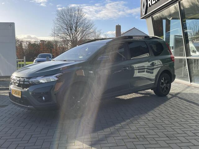 Dacia Jogger 1.0 TCe 100 ECO-G Extreme 5p. / TREKHAAK / DODEHOEKSENSOREN / ACHTERUITRIJCAMERA / PARKEERSENSOREN