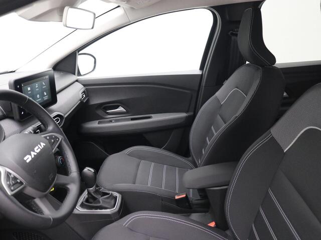 Dacia Jogger 1.6 Hybrid 140 Expression 7-pers. AUTOMAAT / Trekhaak / 7-persoons / Navigatie middels Apple Carplay & Android Auto / Cruise control / Airco / Fabrieksgarantie tot 12-03-2032 /