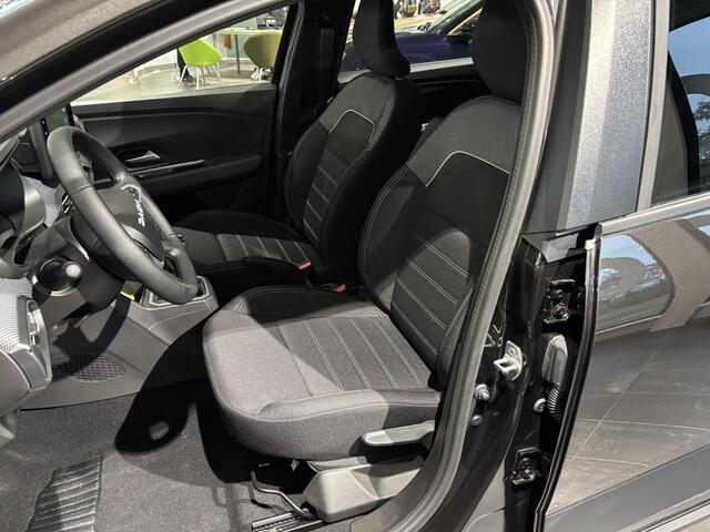 Dacia Jogger 1.0 TCe 100 ECO-G Expression 7p. / 7 JAAR GARANTIE / AIRCO / APPLE & ANDROIDCARPLAY / DODE HOEK WAARSCHUWING / PARKEERSENSOREN V+A INCL. CAMERA / VAN ¤ 30553,- VOOR ¤ 27845,- RIJKLAAR