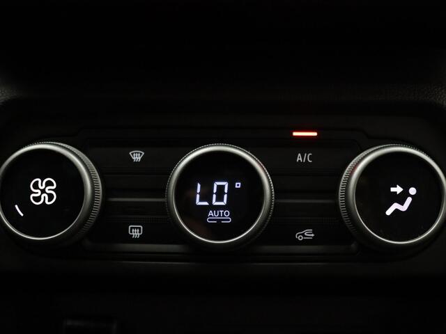 Dacia Jogger 140pk Hybrid Extreme 7p. Automaat Camera | Cruise | Navi | Parkeersens. v+a