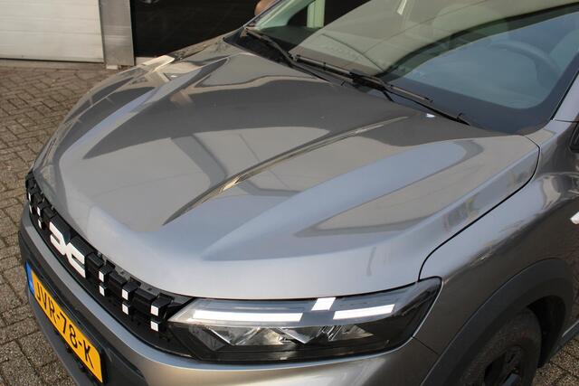 Dacia Jogger 1.8 hybrid 155 limited edition 7p. | Demo voertuig | Camera rondom | Navigatie pakket | Dodehoek detectie