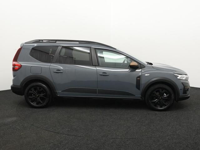 Dacia Jogger 1.6 Hybrid 140 Extreme 7p. / NAVIGATIE / APPLE & ANDROID AUTO /