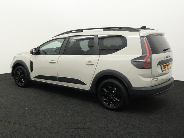 Dacia Jogger 1.8 hybrid 155 limited edition 7p. / STOEL- & STUURVERWARMING / BLINDSPOT WARNING / PARKEERSENSOREN + AROUND VIEW CAMERA / NAVIGATIE incl. APPLE & ANDROID CARPLAY /