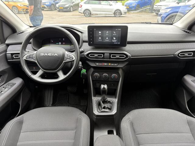 Dacia Jogger 1.6 Hybrid 140 Expression 5p. | Navigatie | LED | DAB | Cruise Control | Airco | Parkeersensoren | Apple Carplay & Android Auto |