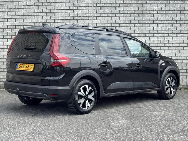 Dacia Jogger 1.6 Hybrid 140 Extreme 7p. | Trekhaak | Achteruitrijcamera | Apple CarPlay / Android Auto | Climate Control |