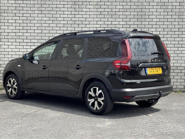Dacia Jogger 1.6 Hybrid 140 Extreme 7p. | Trekhaak | Achteruitrijcamera | Apple CarPlay / Android Auto | Climate Control |