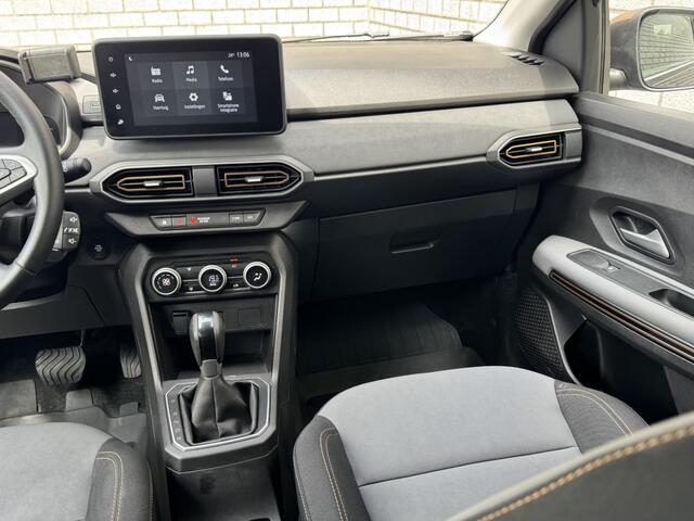 Dacia Jogger 1.6 Hybrid 140 Extreme 7p. | Trekhaak | Achteruitrijcamera | Apple CarPlay / Android Auto | Climate Control |