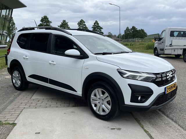 Dacia Jogger 1.0 TCe 110 Expression / Trekhaak / Parkeerhulp.A / Airco / Armsteun / Cruise /