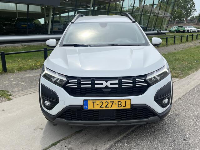 Dacia Jogger 1.0 TCe 100 ECO-G Expression / LPG-G3 / Dealer onderhouden / Apple Carplay - Android Auto /