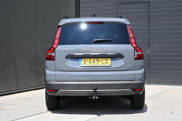 Dacia Jogger TCe 110 Extreme | 7 PERSOONS | TREKHAAK | CAMERA | APPLECARPLAY/ANDROIDAUTO | CRUISE CONTROL | CLIMATE CONTROL | ALL-SEASONBANDEN | PDC | LMV