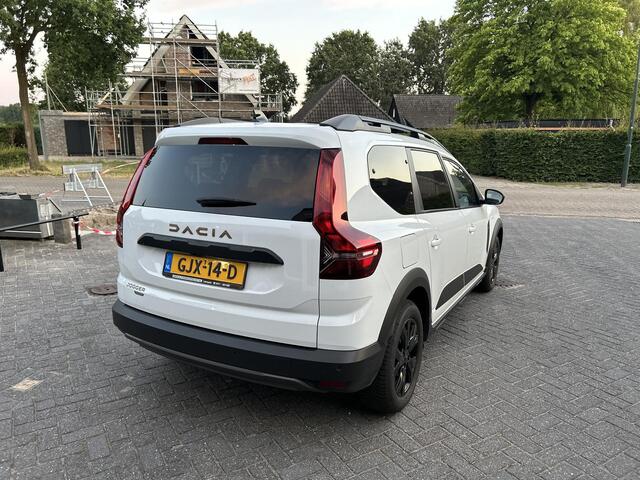 Dacia Jogger 1.6 Hybrid 140 Extreme 7p.