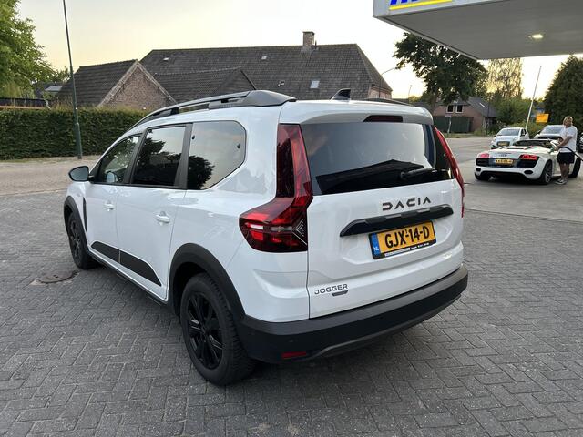 Dacia Jogger 1.6 Hybrid 140 Extreme 7p.