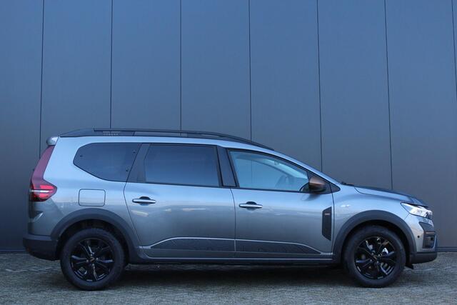 Dacia Jogger 1.0 TCe 100Pk ECO-G Extreme 7p. | Draadloze Carplay | Parkeersensoren & Camera | Climate Control | Isofix | Automatische Verlichting & Regensensoren | Keyless Entry |