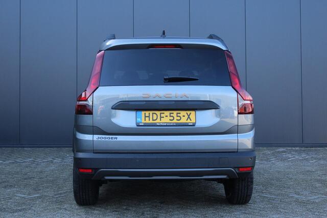 Dacia Jogger 1.0 TCe 100Pk ECO-G Extreme 7p. | Draadloze Carplay | Parkeersensoren & Camera | Climate Control | Isofix | Automatische Verlichting & Regensensoren | Keyless Entry |