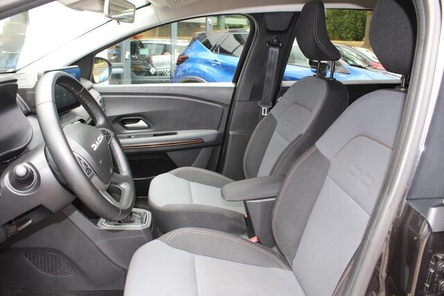 Dacia Jogger 1.6 Hybrid 140 Extreme 7p. Full Hybrid 140 pk, camera achter