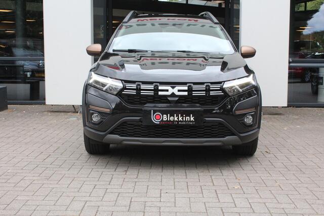 Dacia Jogger 1.6 Hybrid 140 Extreme 7p. Full Hybrid 140 pk, camera achter