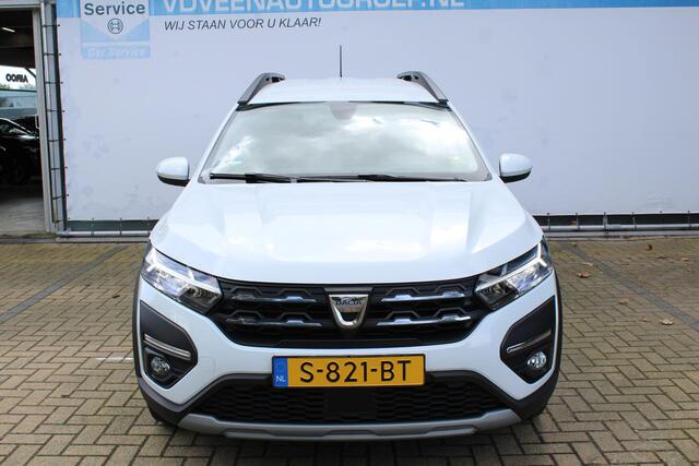 Dacia Jogger 1.0 TCe Comfort 7p. Incl. 12 maanden Garantie | 1e Eigenaar | Parkeersensoren achter | Cruise controle | Airco | Bluetooth | Apple Carplay/Android Auto | Stuur multifunctioneel | Origineel NL Auto | NAP |