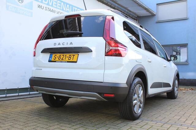 Dacia Jogger 1.0 TCe Comfort 7p. Incl. 12 maanden Garantie | 1e Eigenaar | Parkeersensoren achter | Cruise controle | Airco | Bluetooth | Apple Carplay/Android Auto | Stuur multifunctioneel | Origineel NL Auto | NAP |