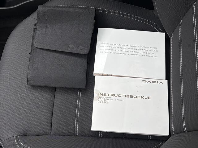 Dacia Jogger 7-Pers 1.0 TCe 100 ECO-G Carplay Airco Cruise 7p. 7-Persoons