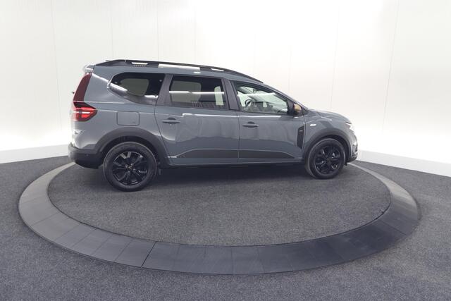 Dacia Jogger TCe 110 Extreme | 7 Zitplaatsen | Camera | Dodehoekdetectie | Stoelverwarming | Apple Carplay