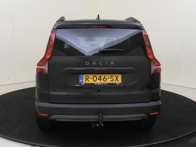 Dacia Jogger 1.0 TCe 110 Extreme 5p. | Pack Extreme | Pack Medianav | achteropkomend verkeer waarschuwing | airco automatisch | Apple Carplay/Android Auto | cruise control | LED koplampen | lichtmetalen velgen 16" |