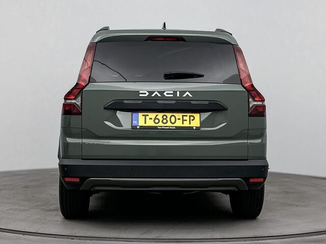 Dacia Jogger 1.0 TCe ECO-G Extreme 7p. 100PK | Navigatie via Telefoon | Dodehoeksensor | Achteruitrijcamera | Climate Control | Parkeersensoren Voor & Achter | Apple CarPlay & Android Auto