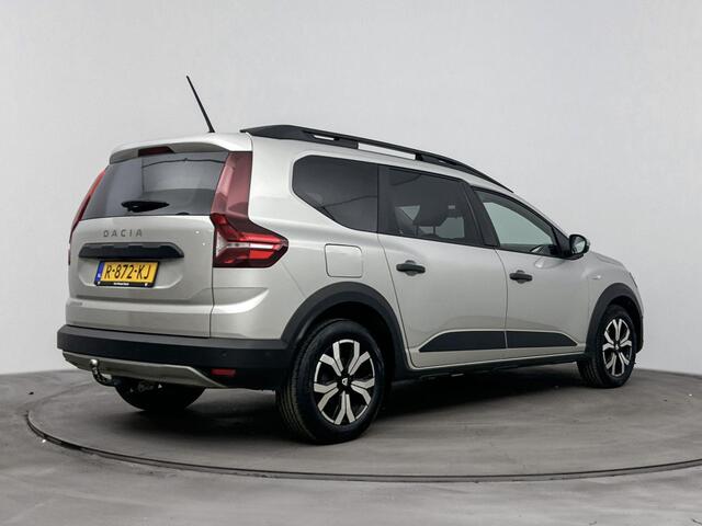 Dacia Jogger 1.0 TCe Bi-Fuel Comfort 5p. 100PK | Trekhaak | Navigatie via Telefoon | Achteruitrijcamera | Dodehoeksensor | Keyless | Apple CarPlay & Android Auto