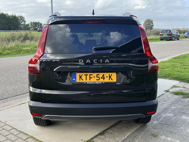 Dacia Jogger 1.0 TCe 110 Extreme 7-Persoons / Camera / Climate / Cruise / LMV /