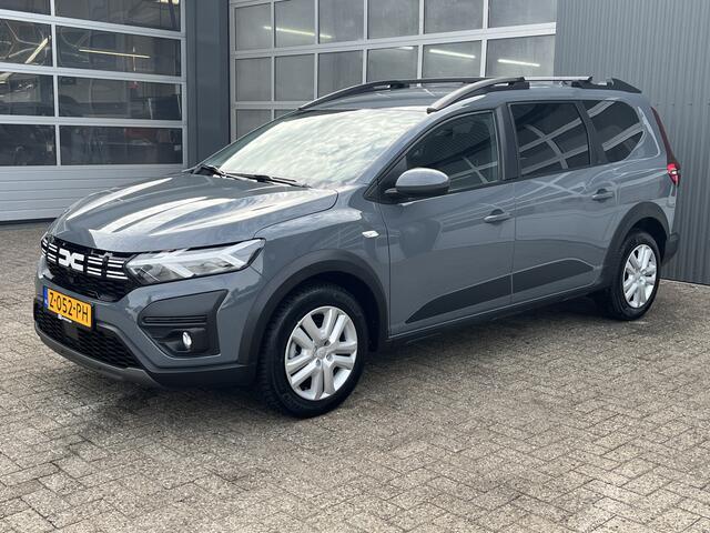 Dacia Jogger 1.0 TCe 110 Expression 7p. Airco Cruise controle Stuurwielbediening Telefoonverbinding Parkeersensoren achter – foto 2