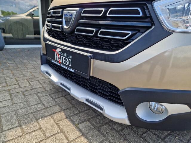 Dacia LODGY 1.3 TCE 130pk STEPWAY 7-Persoons Airco Navi bluetooth Cruise Camera erg mooi!!