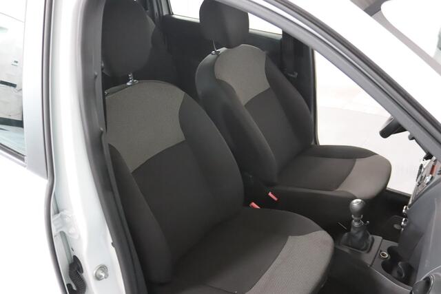 Dacia LODGY 1.3 TCe Essential 7-Persoons, Airco, Radio