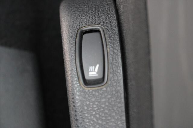 Dacia LODGY 1.2 TCe Lauréate 7p. | Cruise control | Stoelverwarming | Navigatie | Parkeersensoren | Achteruitrijcamera