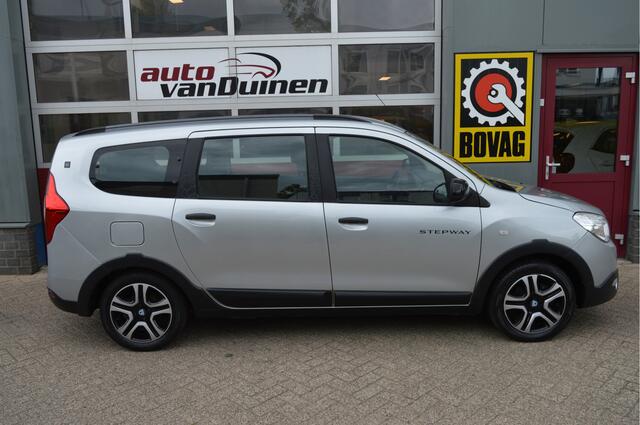 Dacia LODGY 1.3 TCe Stepway 7p. O.a: Trekhaak, PDC, Camera, Navi, Airco, Cruise, Etc. All-in prijs!
