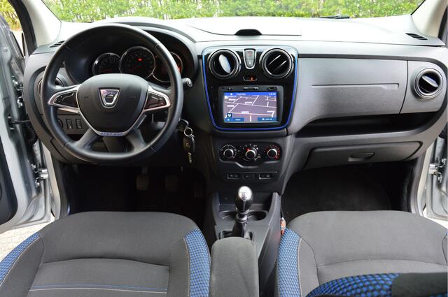 Dacia LODGY 1.3 TCe Stepway 7p. O.a: Trekhaak, PDC, Camera, Navi, Airco, Cruise, Etc. All-in prijs!