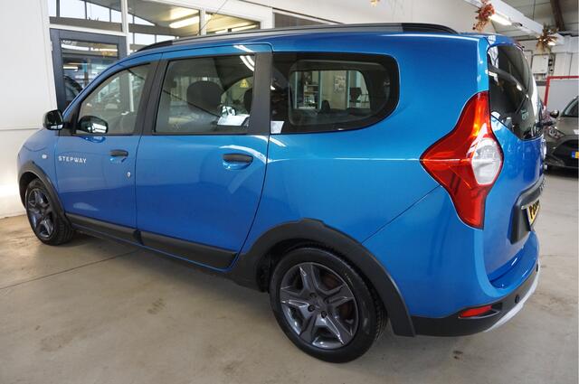 Dacia LODGY 1.2 TCe Série Limitée Stepway 7p. Navigatie